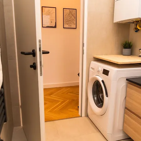 Myflat - Bright Apartment Near Central Station Viena Exterior foto