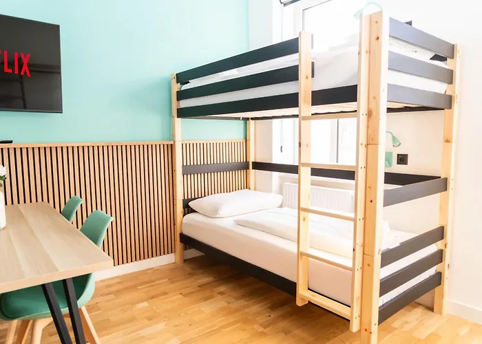 Myflat - Bright Apartment Near Central Station