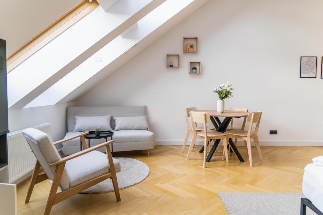 Myflat - Bright Near Station * Wenen