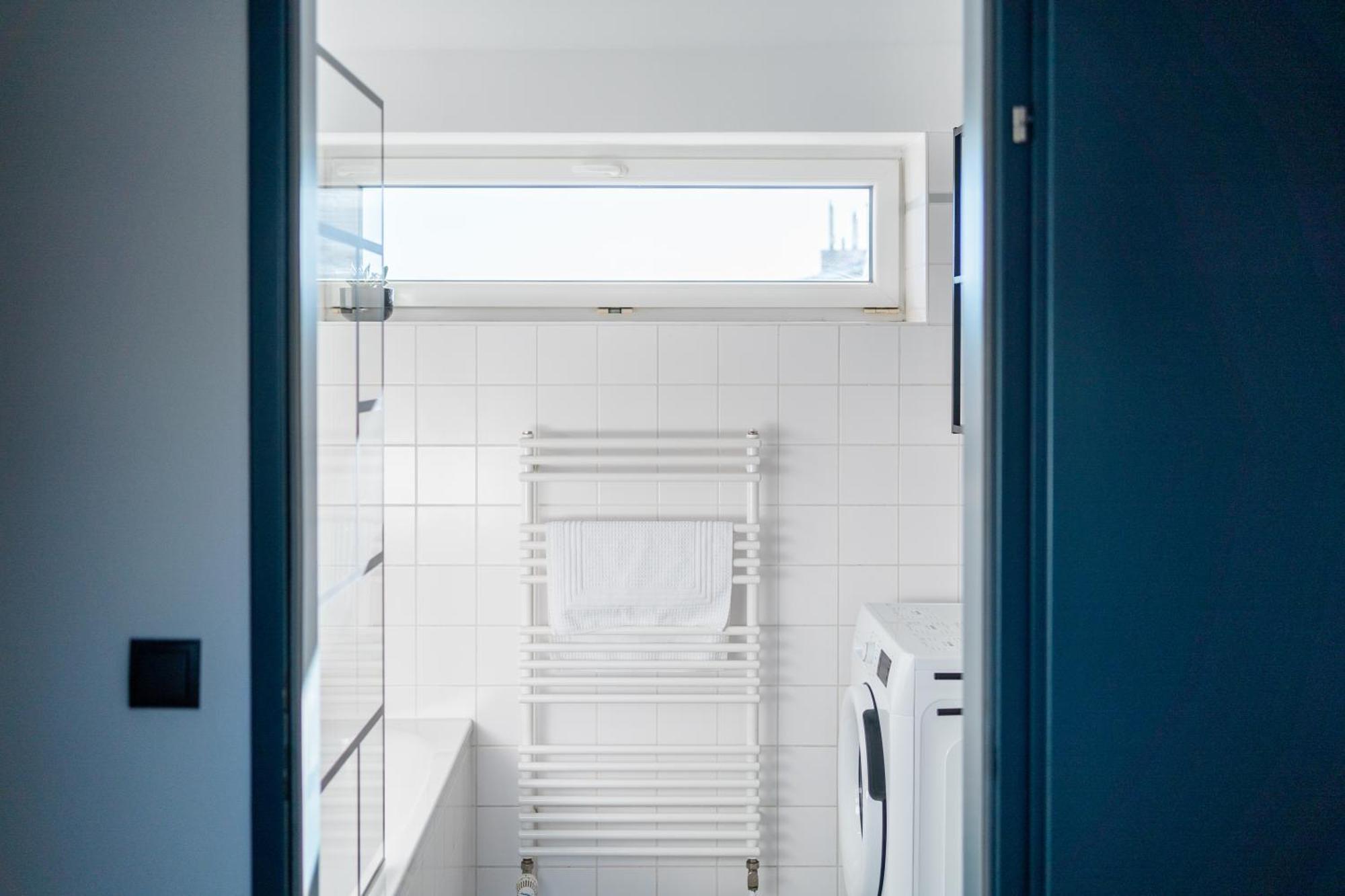 Myflat - Bright Near Station Wenen