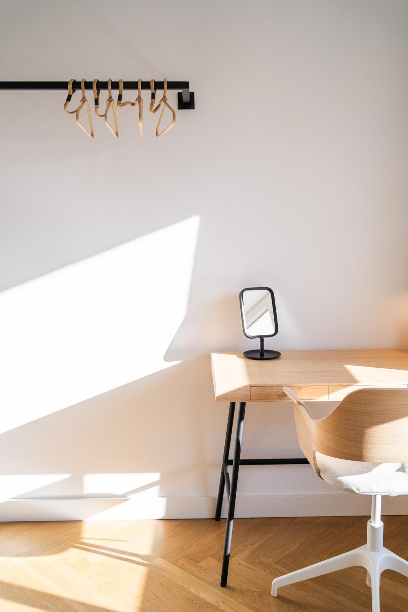 Myflat - Bright Near Station Appartement Wenen