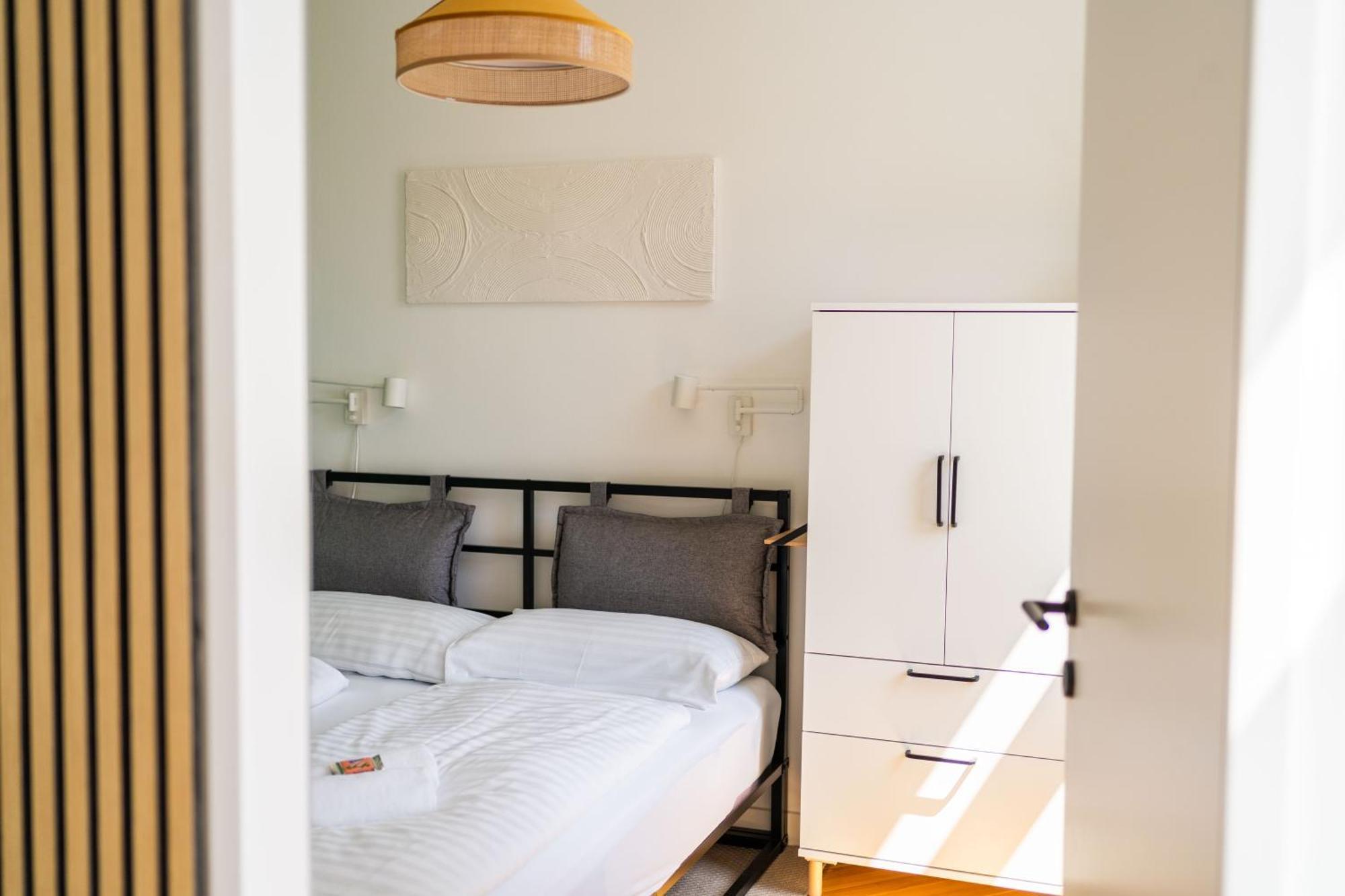 Myflat - Bright Near Station Appartement *